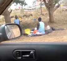Diamniadio : Emouvante vidéo-Une malade mentale enceinte, vit dans la rue avec son fils de 4ans