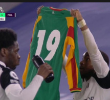 Fulham: Lookman marque et rend hommage à Pape Bouba Diop