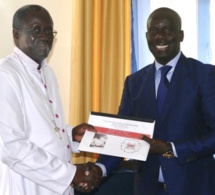 Malick Gackou chez Mgr Benjamin Ndiaye, sollicite des prières et...