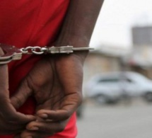 Pikine: de jeunes malfaiteurs profitent des embouteillages, agressent et soutirent 6 millions à un ressortissant indien
