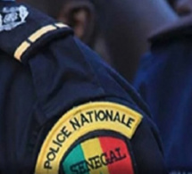 Radiation: Le policier Pape Boubou Diallo radié pour s’être agenouillé devant Serigne Modou Kara Mbacké