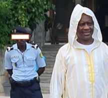 Urgent – Serigne Modou Kara réagit suite à la radiation du policier qui l’a salué en se prosternant