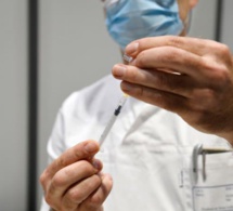 Covid-19: plus de 413.000 personnes désormais vaccinées en France