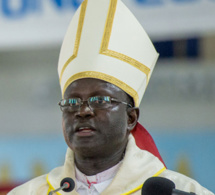 Thiès: Monseigneur André Gueye annonce des restrictions concernant les enterrements