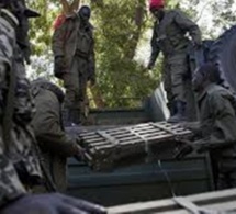 Mali: au moins trois militaires tués par des jihadistes dans le Centre