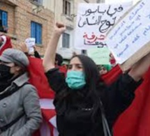 Tunisie : manifestations contre la répression et couvre-feu prolongé
