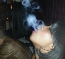 Aysse Ndiaye joue les wesh wesh avec la chicha Aysse Ndiaye joue les wesh wesh avec la chicha