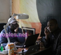 Que fait le president Macky Sall sur son PC?