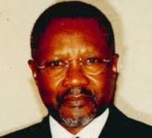 Ahmadou Lamine Ndiaye, professeur de sciences vétérinaires de Sénégal Ahmadou Lamine Ndiaye, professeur de sciences vétérinaires de Sénégal