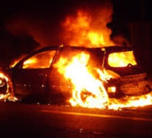 Manifestations à la Médina: la RFM touchée, des voitures incendiées