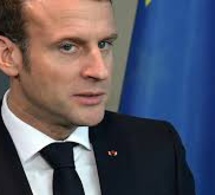 La cote de confiance de Macron baisse encore un peu, selon un sondage