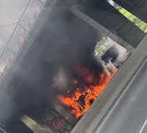 Actes de vandalisme : saccages et vols à Thiaroye, des cabines de l’autoroute à péage réduites en cendres