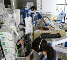 EN DIRECT - Covid-19: plus de 4100 patients désormais en réanimation en France