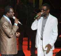 Triste et émouvante cette retrouvaille de Thione Seck et Youssou Ndour après 25ans