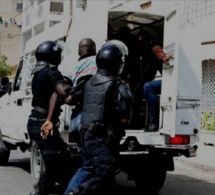 Vol avec violence: Après une chasse à l’homme, la police intercepte Assane Sidibe et Émile Mendy à Fass