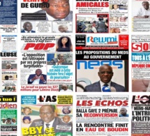 Actu-Kiosque : Les unes des quotidiens : Les révélations sur l’enquête des faux médicaments, le déconfinement de BBY, l’échec sur l’emploi des jeunes, Gana Gueye au Réal…