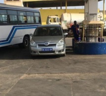 PÉNURIE DE CARBURANT: LE SERVICE REPREND : LES CHAUFFEURS LÂCHENT DU LEST EN ATTENDANT LE 28 AVRIL
