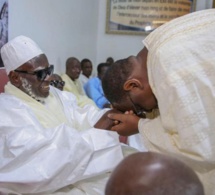 Visite nocturne du Président Macky Sall à Touba dans la plus grande discrétion.