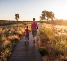Aider un enfant à prendre confiance en lui : les conseils de trois grands philosophes