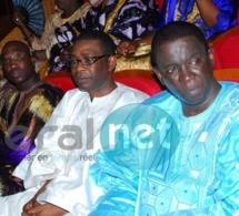 Youssou Ndour, son fidèle ami Mara Dieng et Mounirou Sy