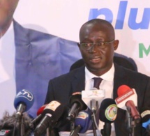 FSF: El Hadji Diouf "conseille" toujours Augustin, les premiers bonbons distribués à...