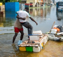 Inondations dans la banlieue: Un lutteur sinistré tabasse un sapeur-pompier