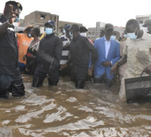 Inondations: Non audit des fonds de 2012, Macky Sall absorbe les 765 milliards F CFA et se...