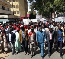 Syndicats d’enseignants: Macky Sall exige un dialogue social permanent et responsable