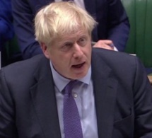Boris Johnson perd ses moyens pendant un discours qui tourne au fiasco