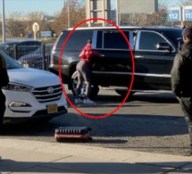 Urgent video insolite dispute de couple à l'aéroport de New York regardez
