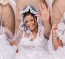 URGENT: Marichou toute heureuse dans sa robe de mariée en mode shoting