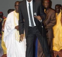 Qu´arrive t-il á Youssou Ndour quand il ne porte pas ses lunettes?