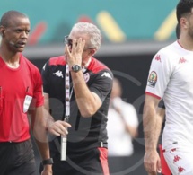 Incroyable : Scènes surréalistes lors de Mali vs Tunisie après une grosse erreur de l’arbitre