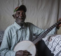 Malawi : A 92 ans, « le jeune Chalamanda» enflamme TikTok