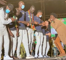 Sargal lion yi avec Wally Seck , les pas de danse de Alioune cissé et Saliou Cisse