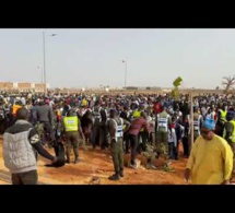 Inauguration du Stade Abdoulaye Wade: Une foule monstre n'a pu accéder dans l'enceinte