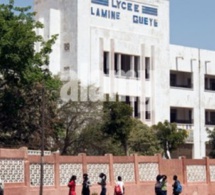 LA FIFA OFFRE DES ÉQUIPEMENTS SPORTIFS AU LYCÉE LAMINE-GUEYE