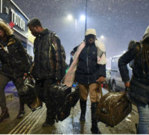 Exode à la frontière Ukraine-Pologne : "Ils nous refoulent juste parce qu'on est Noirs !" Exode à la frontière Ukraine-Pologne : "Ils nous refoulent juste parce qu'on est Noirs !"