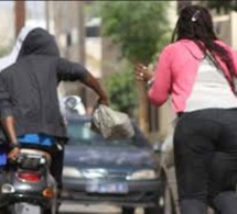 Vol à l'arraché: Un vendeur de poisson fumé opérant à bord d'une moto, arrêté