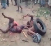 Nigeria : deux homosexuels mortellement tabassés au Nigéria sous l’œil de la police. Regardez