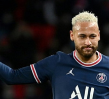 990 000 euros de salaire mensuel moyen au PSG, Neymar à 4 millions