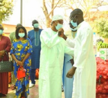 Pâques 2022 aux Parcelles assainies : Mamadou Wane offre des denrées aux chrétiens