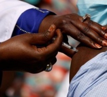 Covid-19 : les États-Unis offrent 99 450 doses de vaccin au Sénégal
