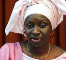 Mimi Touré: "Au Sénégal, ce sont souvent les voleurs qui crient au voleur"