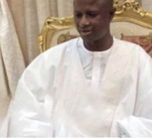 Tente de Massalikoul Djinane : Antoine Felix Diome adoubé par Touba