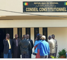 Réponse aux 51 juristes censés enseigner rien d’autre que le droit (Par Mamadou Ndione)