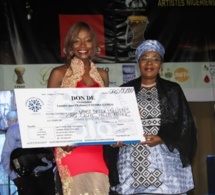 Coumba Gawlo débloque 22, 5 millions de Lumière Pour L’enfance Coumba Gawlo à la fondation GURI VIE MEILLEURE de la 1ére Dame du Niger Coumba Gawlo débloque 22, 5 millions de Lumière Pour L’enfance Coumba Gawlo à la fondation GURI VIE MEILLEURE de la 1ére Dame du Niger