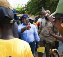 Selections" legislatives 2022: Gueum Sa Bopp dans les rues de Dakar. Le Président Bougane Gueye en communion avec les dakarois, donne 10 raisons pour ne pas voter la liste Benno.