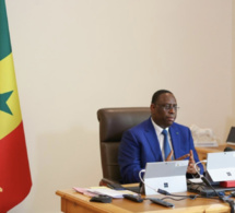 Stress, coulisses, limogeages...: Même le regard et les poignées de main du président sont interprétés, selon Serigne Mbacké Ndiaye