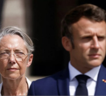 Réforme des retraites : Emmanuel Macron et Elisabeth Borne au pied du mur